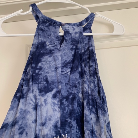 Kendall and Kylie Tank Top - Picture 3 of 4